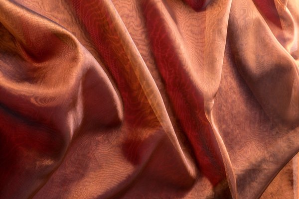 Où s'initier à la navigation à voile dans les îles grecques des Cyclades?